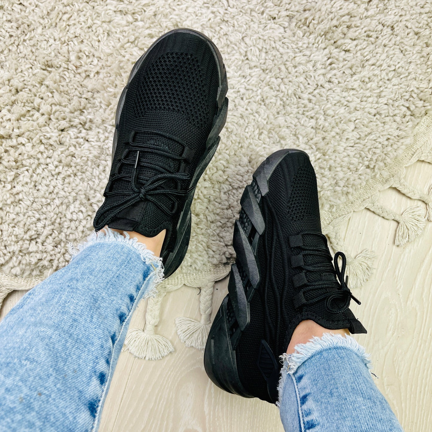 1862 Black Sneaker