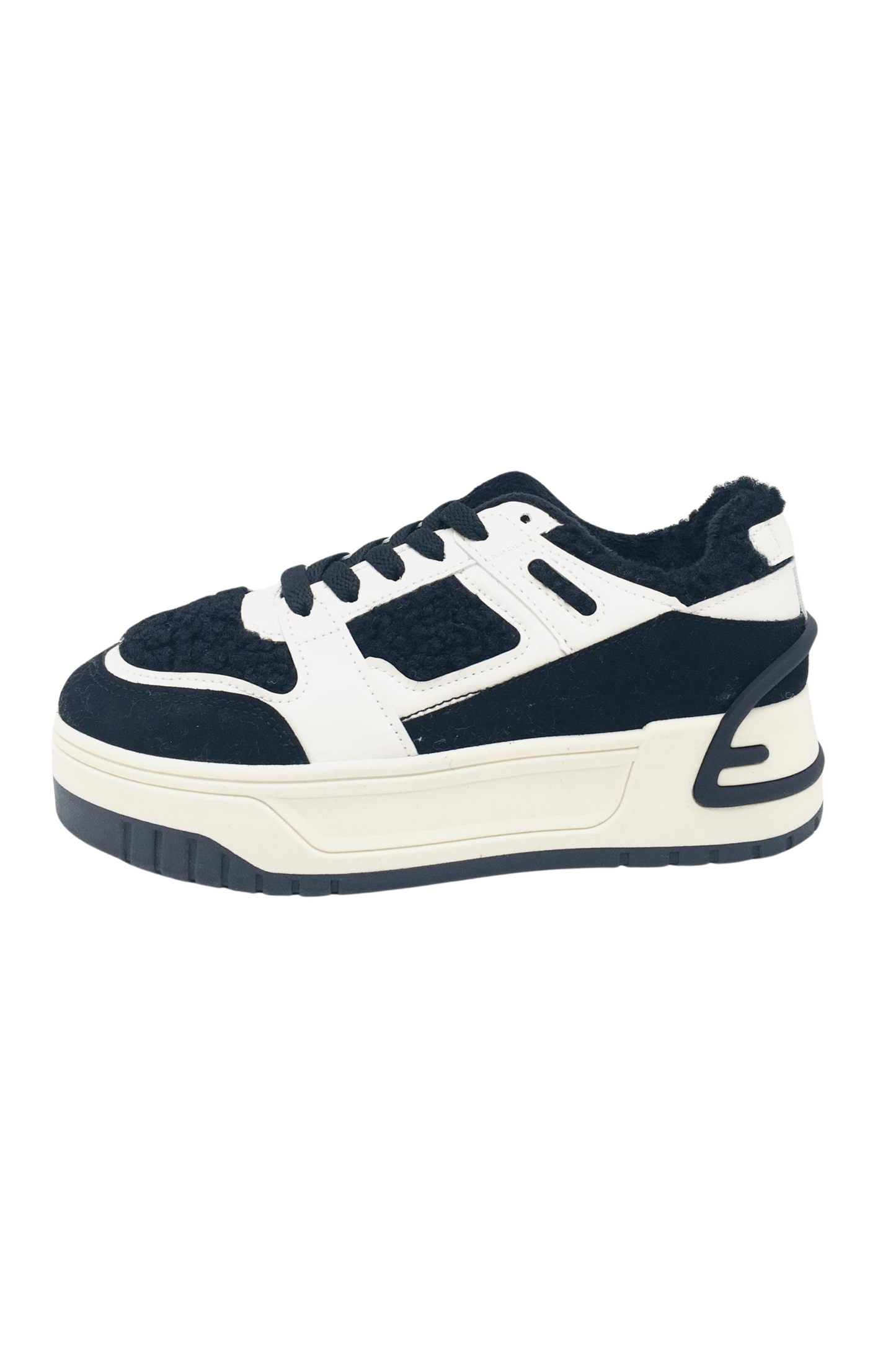 Daniela Black Sneaker