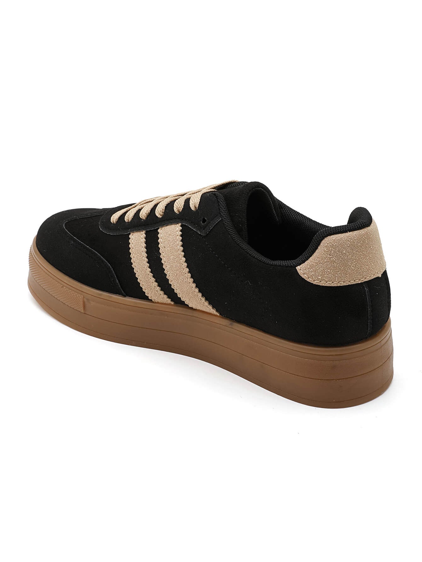 Dyonne Black Sneaker
