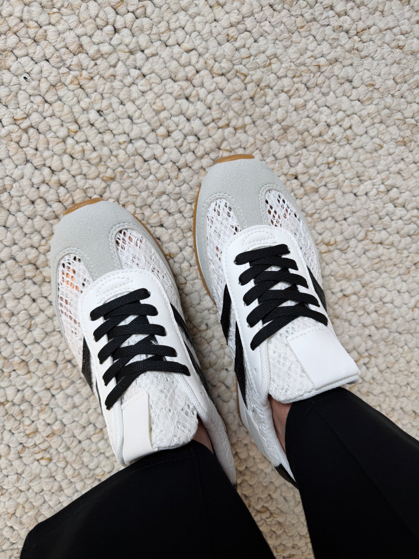 Fienna Black Sneaker