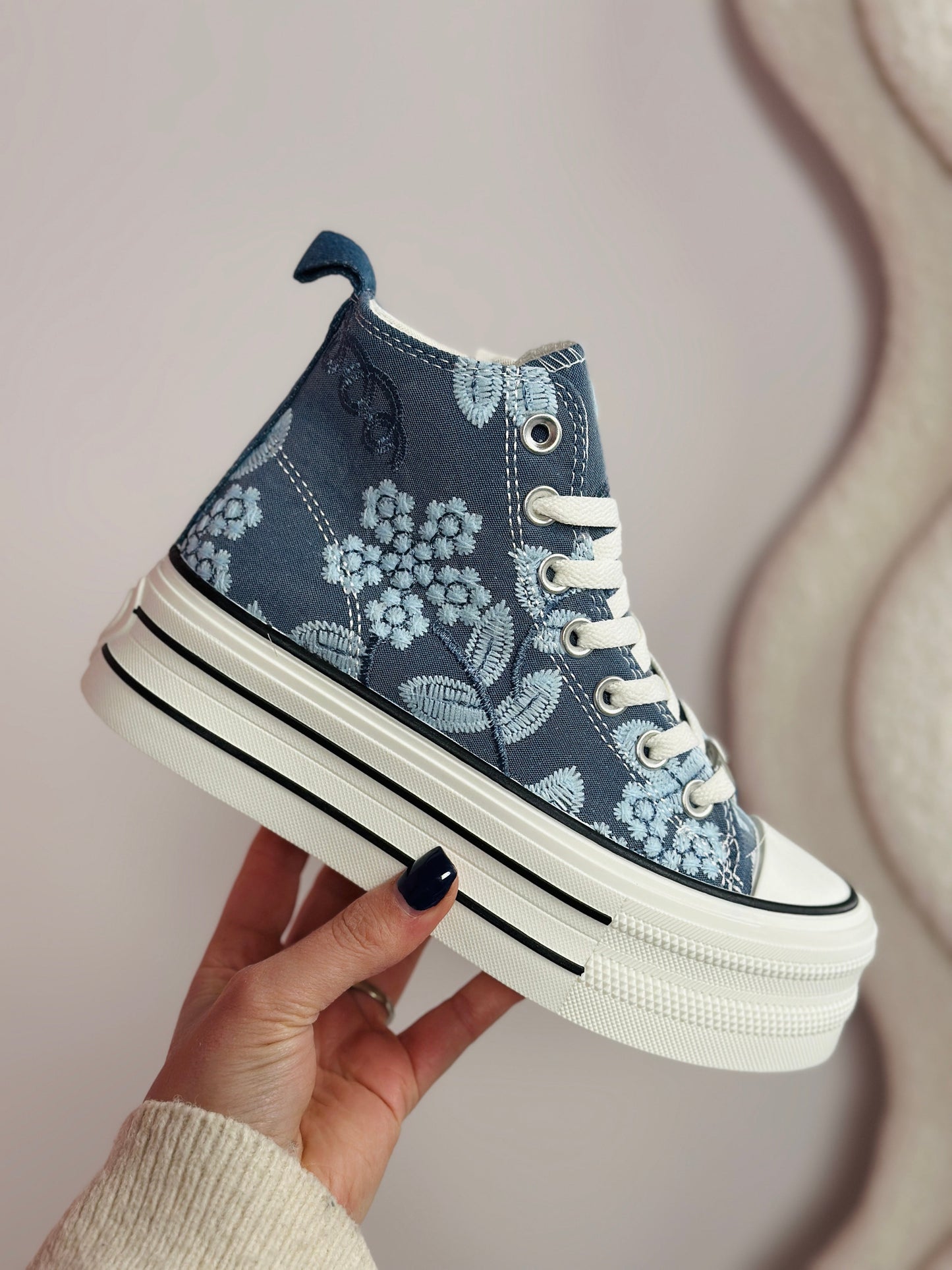 Jungle Blue Sneaker