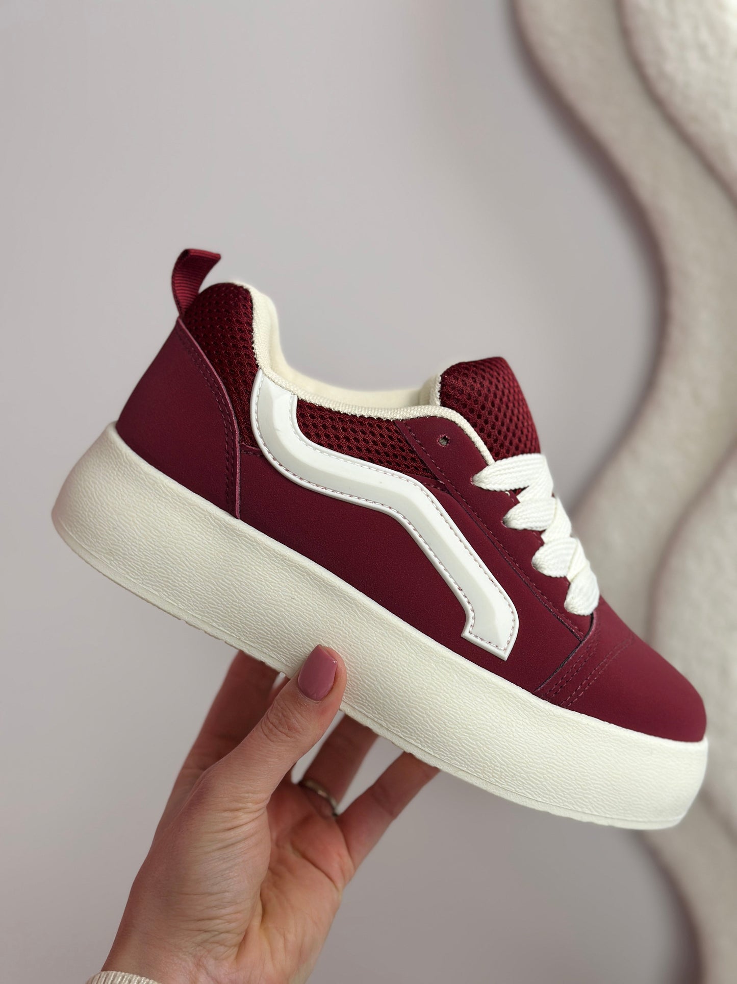 Vada Bordeaux Sneaker
