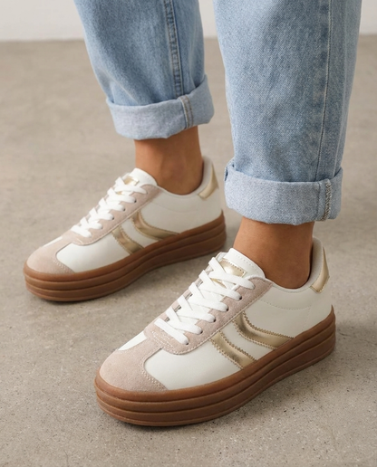 Marieke Gold Sneaker