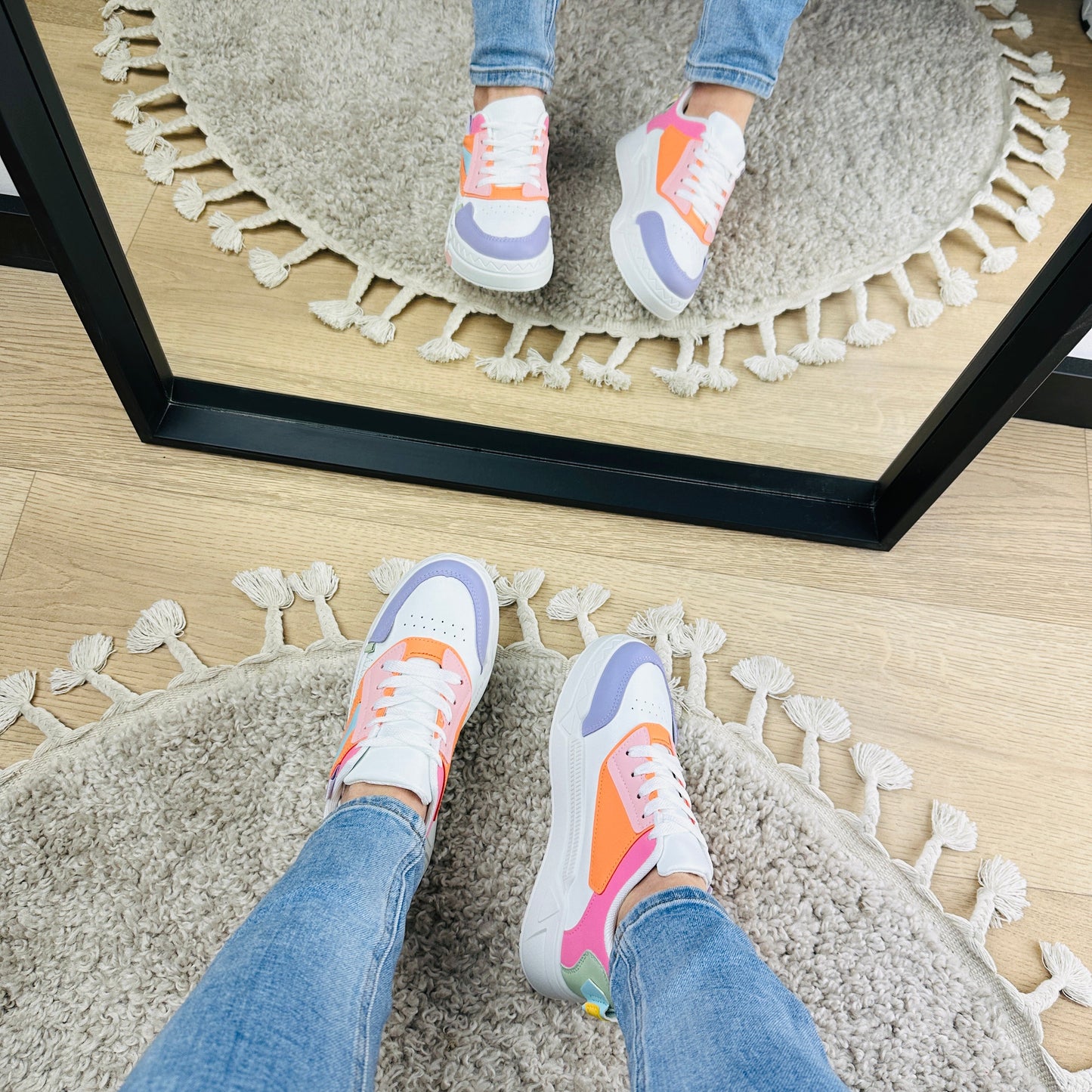 7593 Multi Sneaker