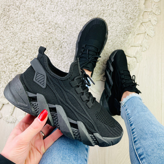 1862 Black Sneaker