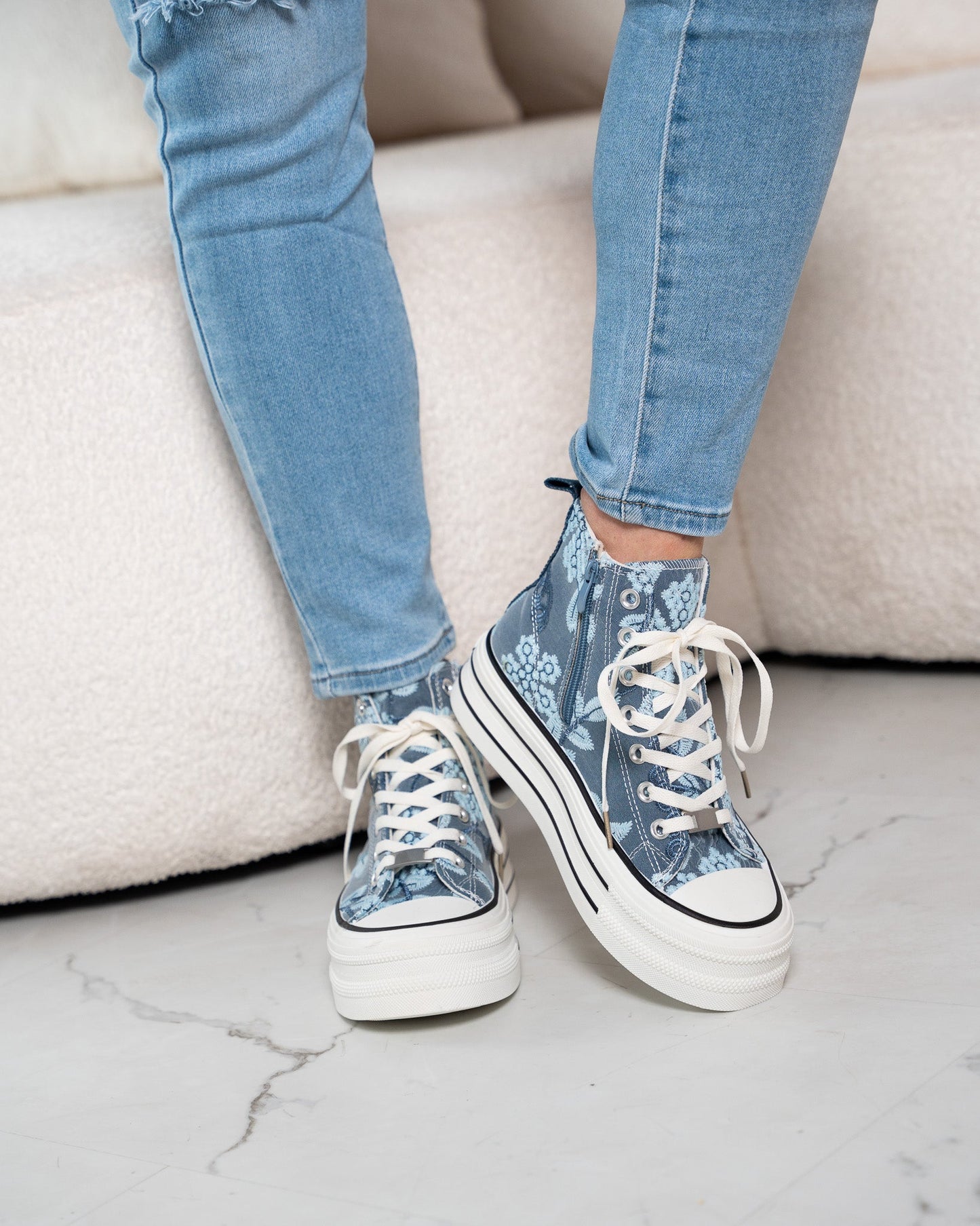 Jungle Blue Sneaker