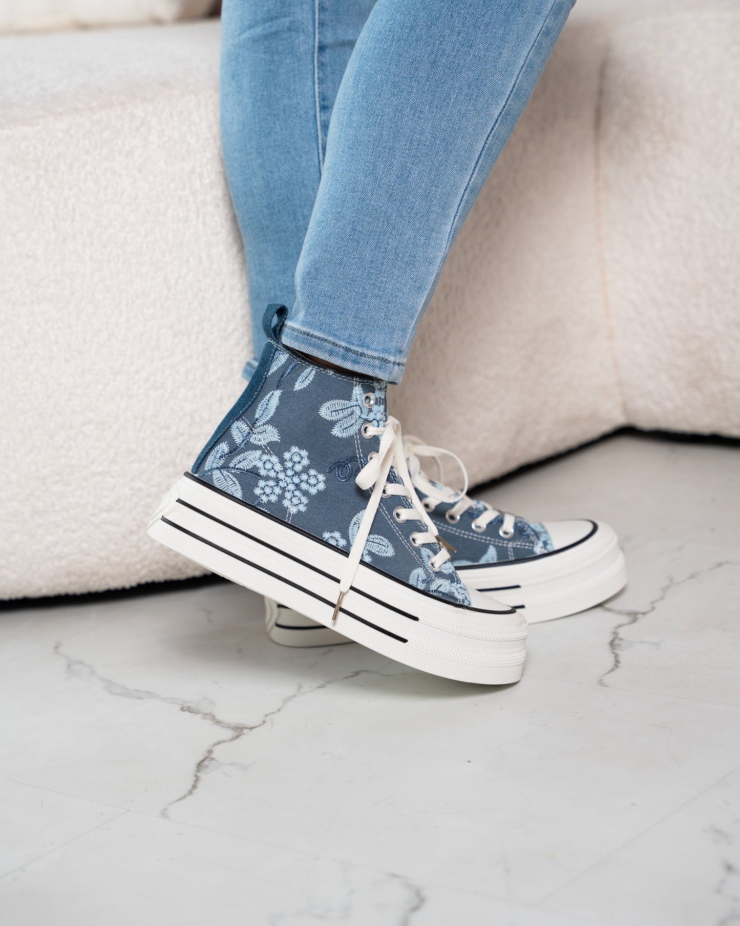 Jungle Blue Sneaker