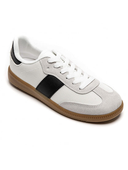 8965 White Sneaker