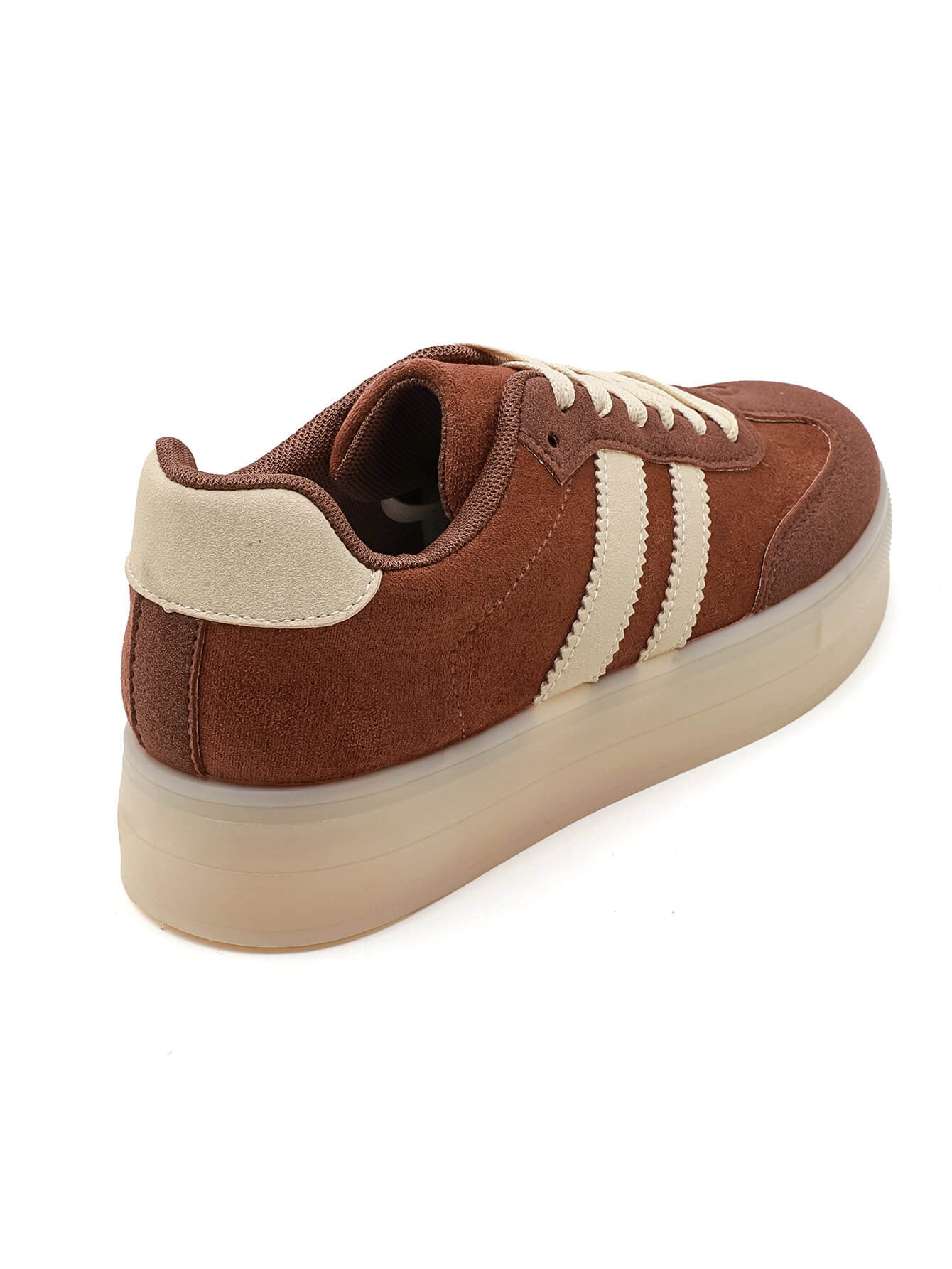 Dyonne Coffee Sneaker