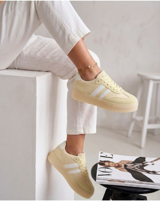 Dyonne Yellow Sneaker
