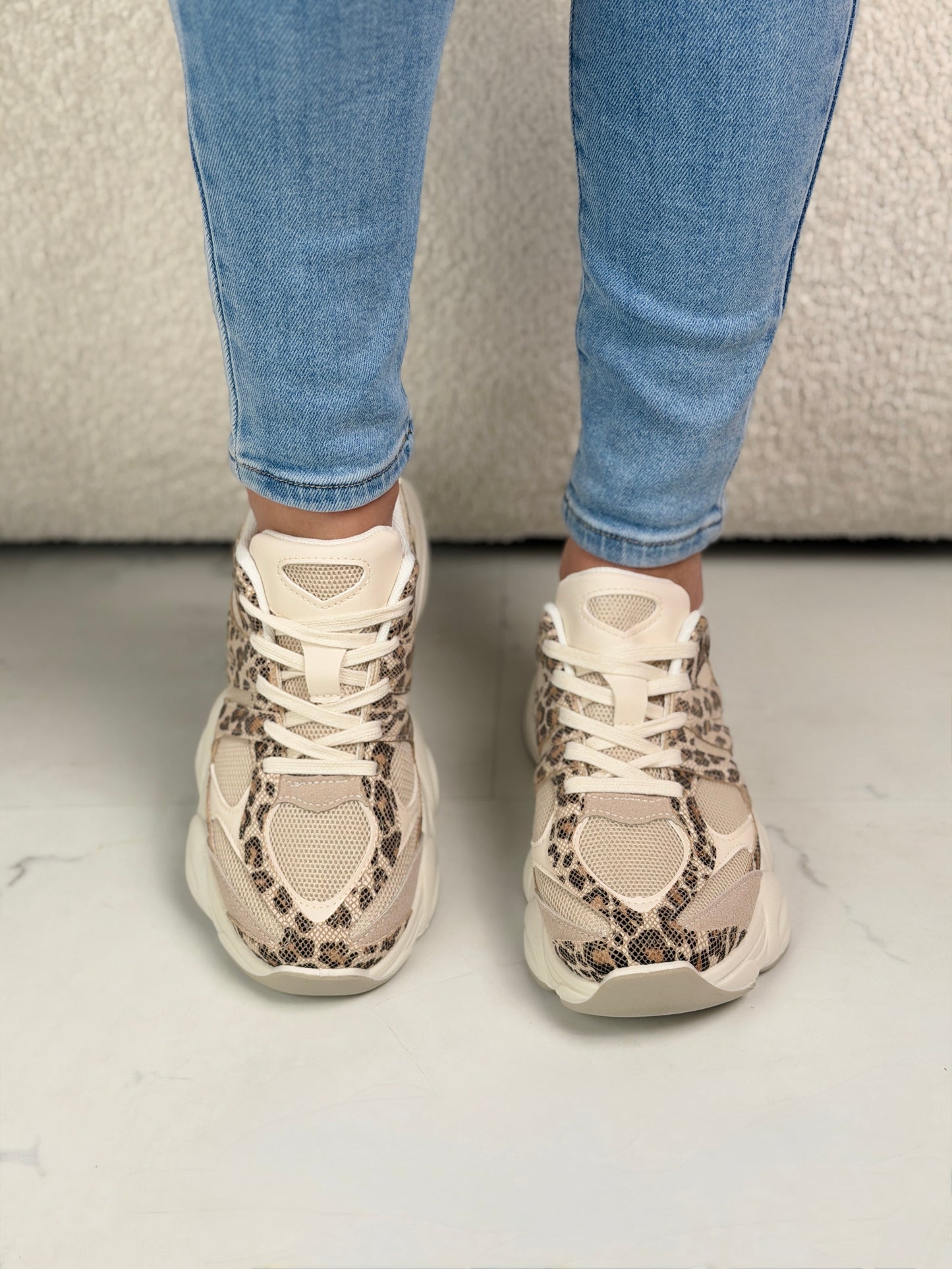 Viva all Leo Sneaker