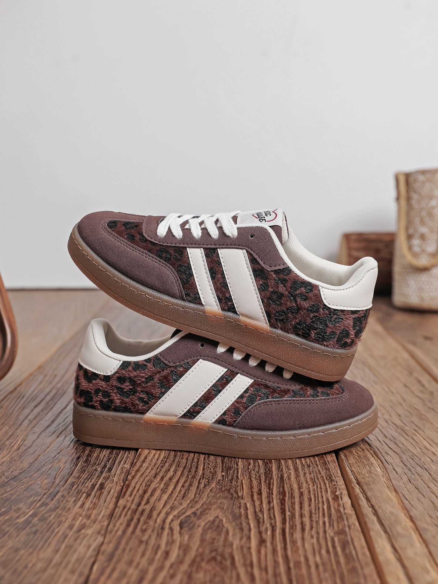 Aline Brown Sneaker