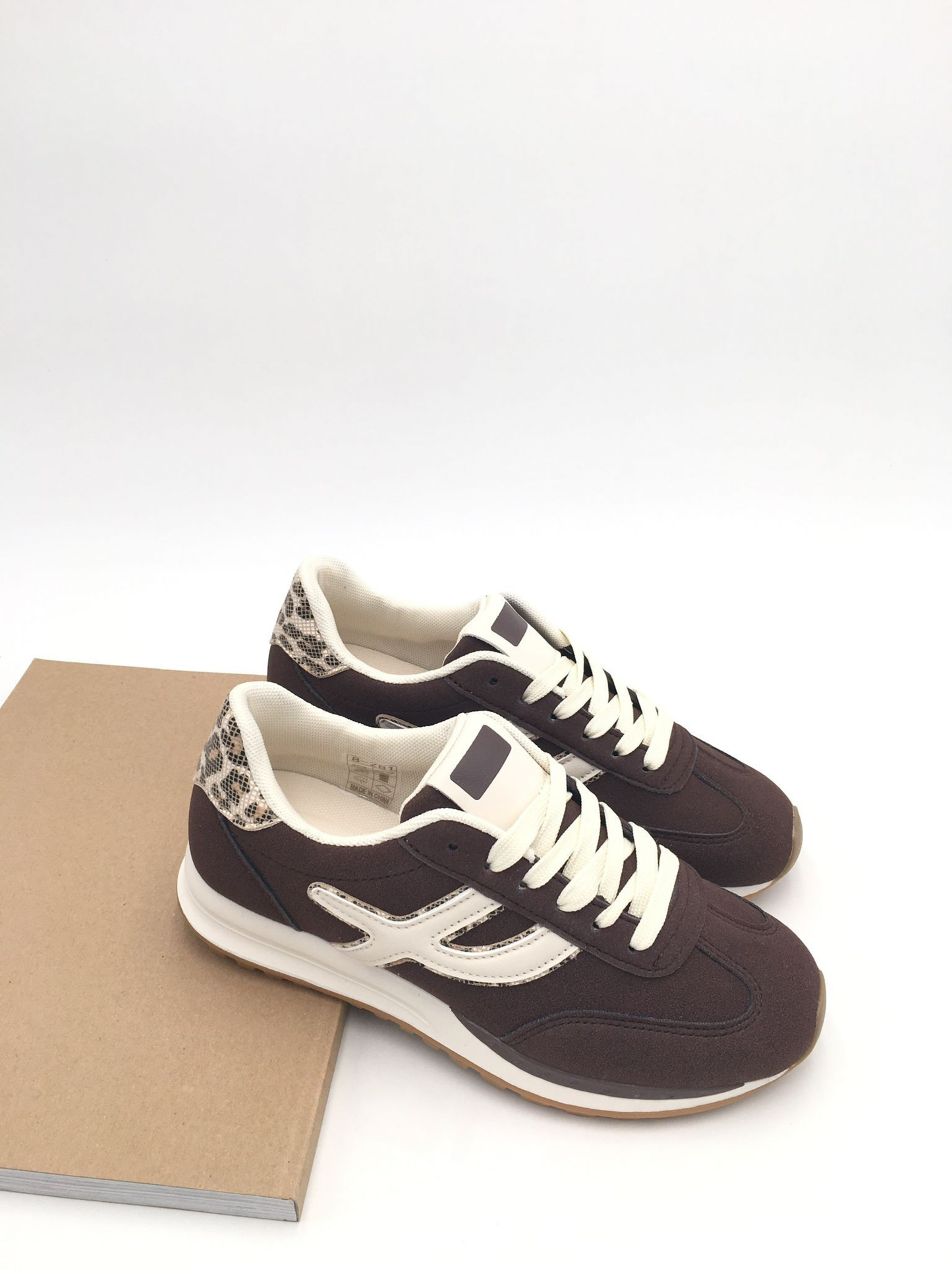 Anita Brown Sneaker