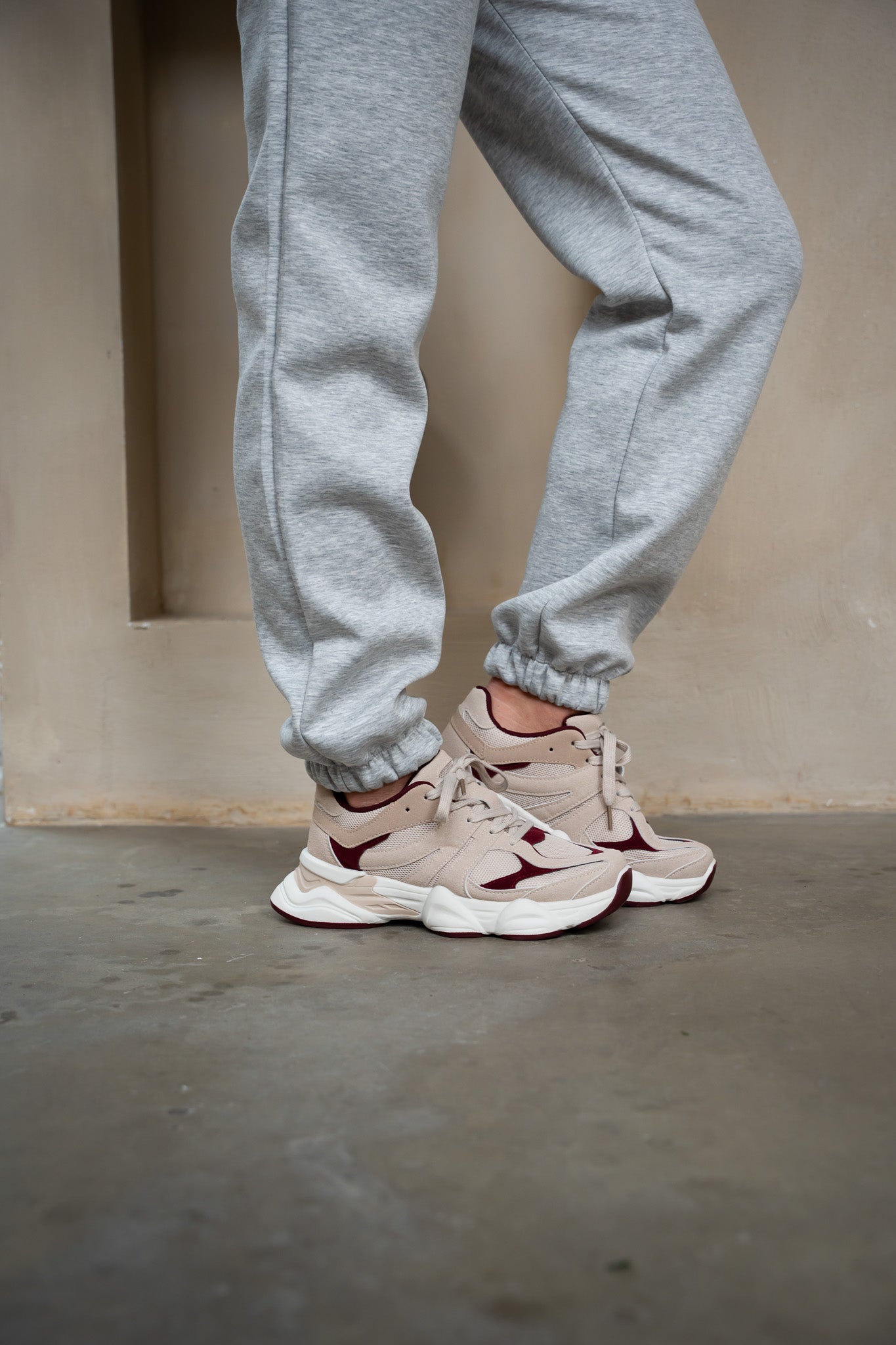 Viva Taupe Sneaker