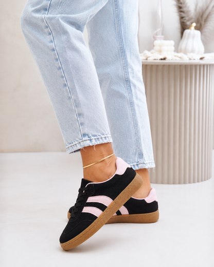 Daisy Black Sneaker
