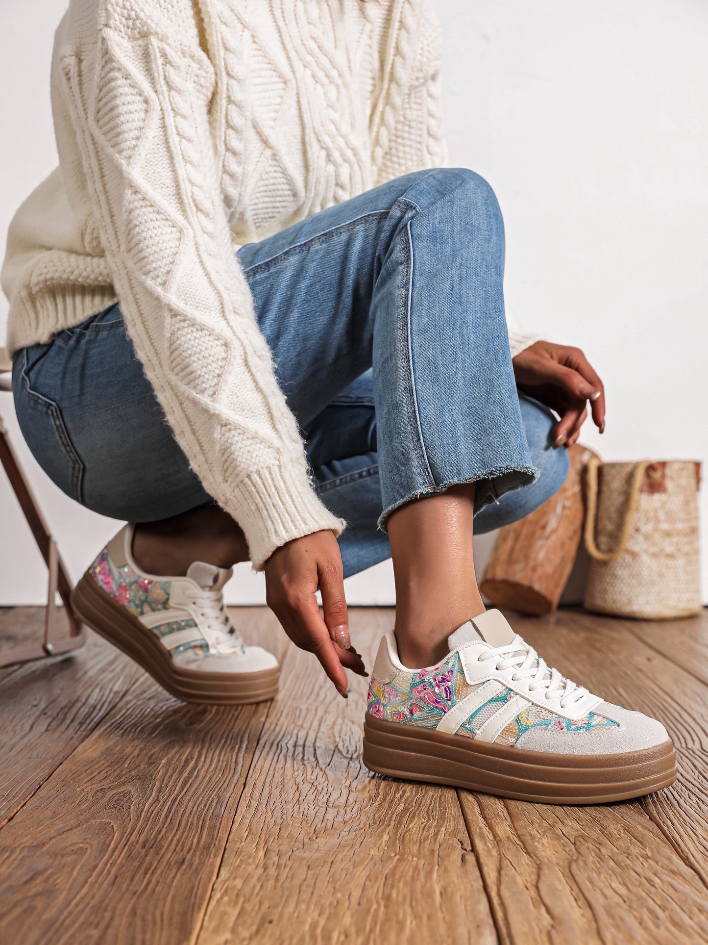 Paula White Sneaker