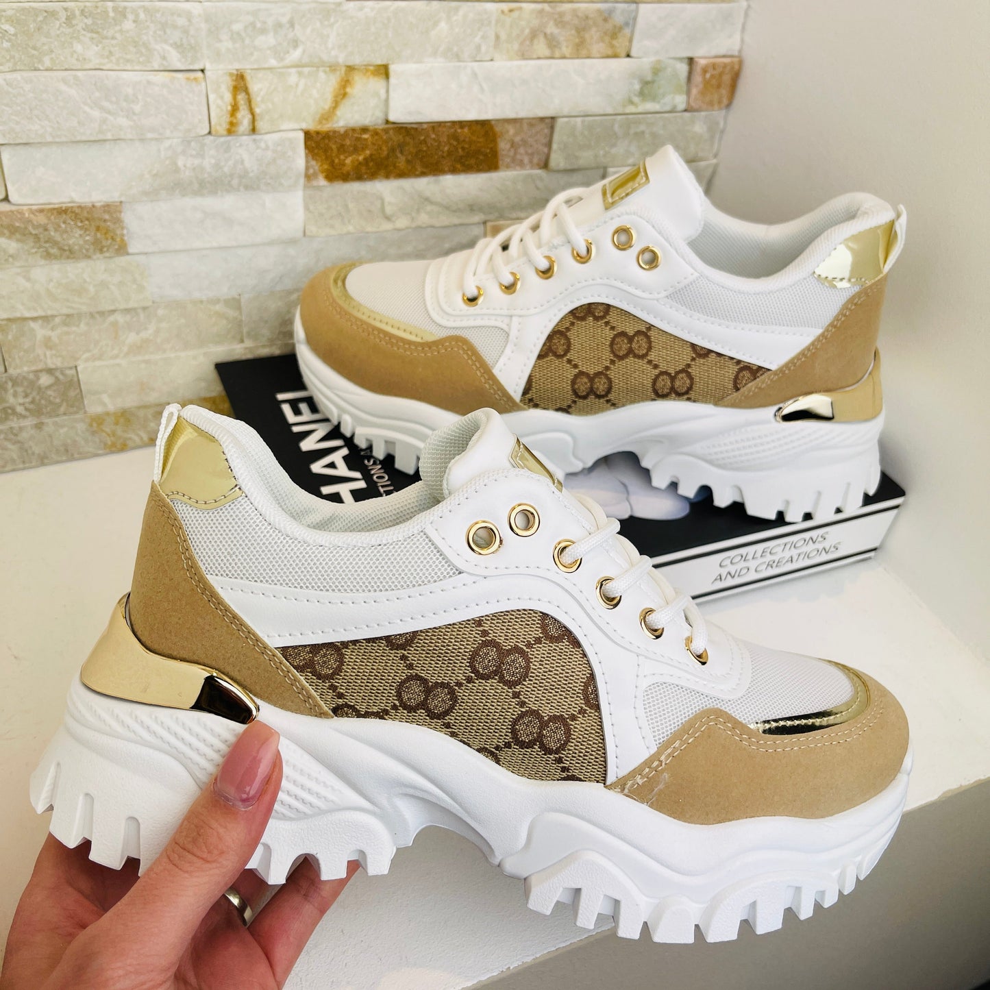 Guusje White Sneaker