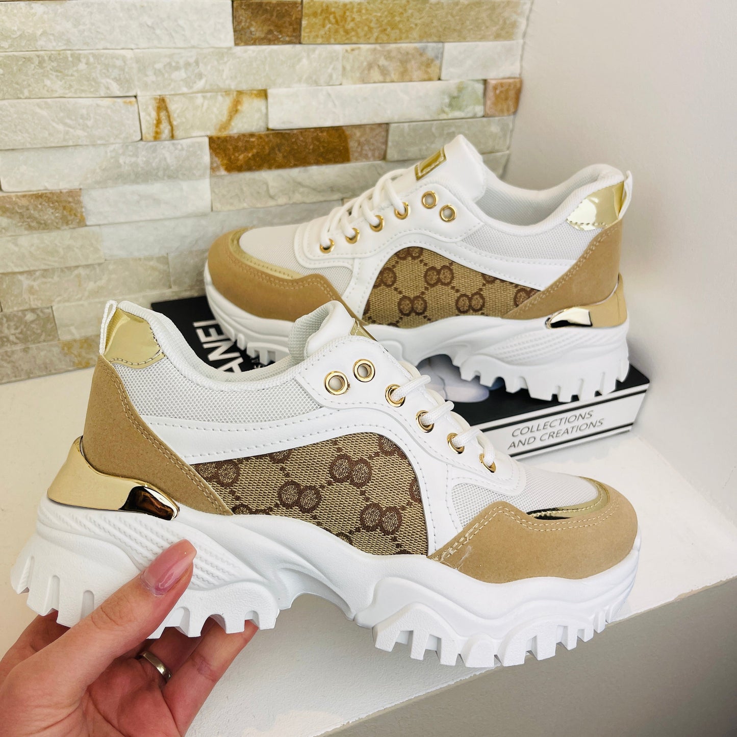 Guusje White Sneaker