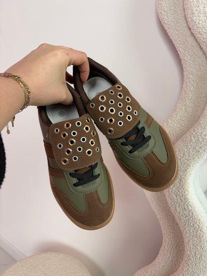 Eyelet Green Sneaker