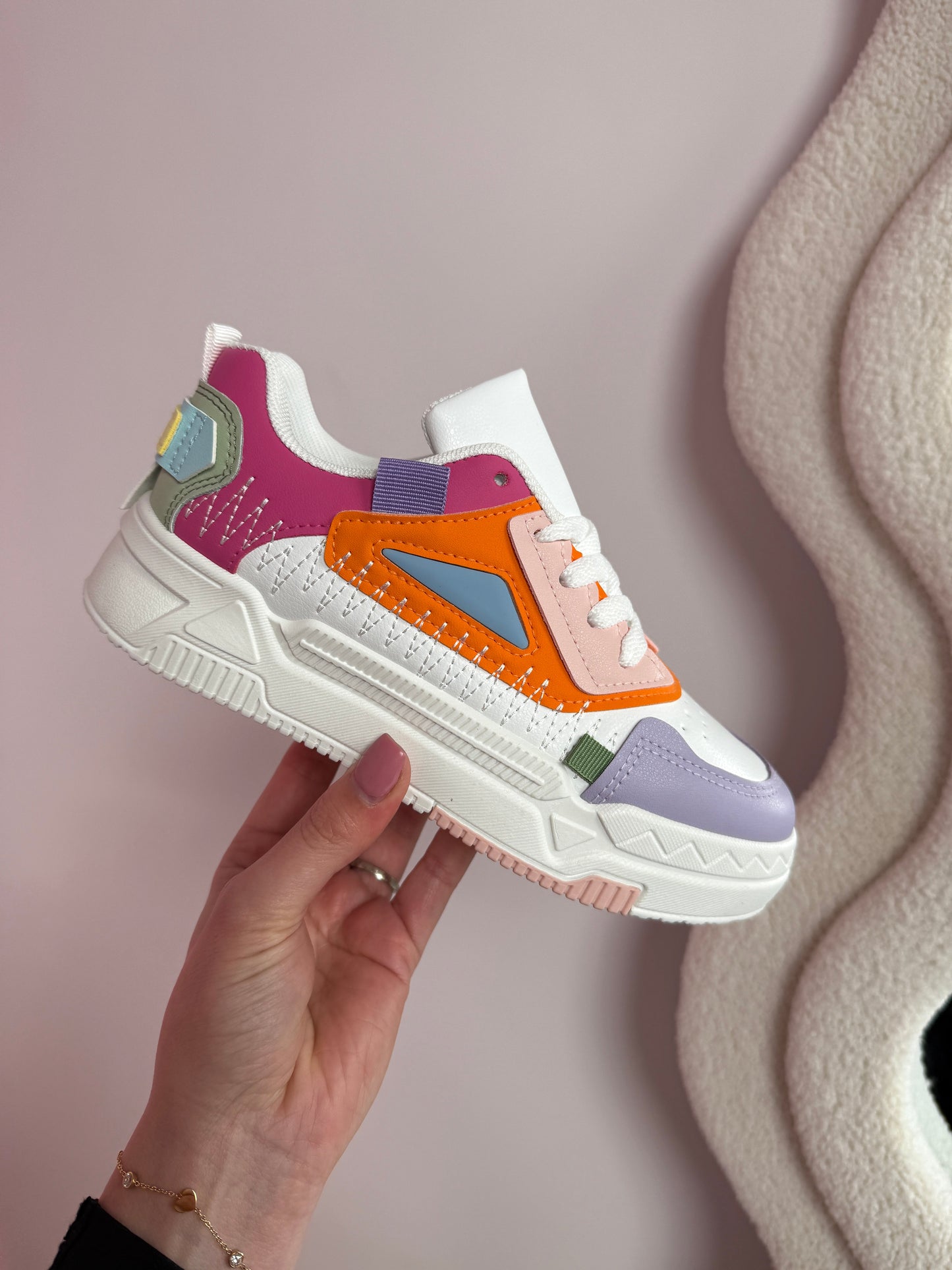 7593 Multi Sneaker