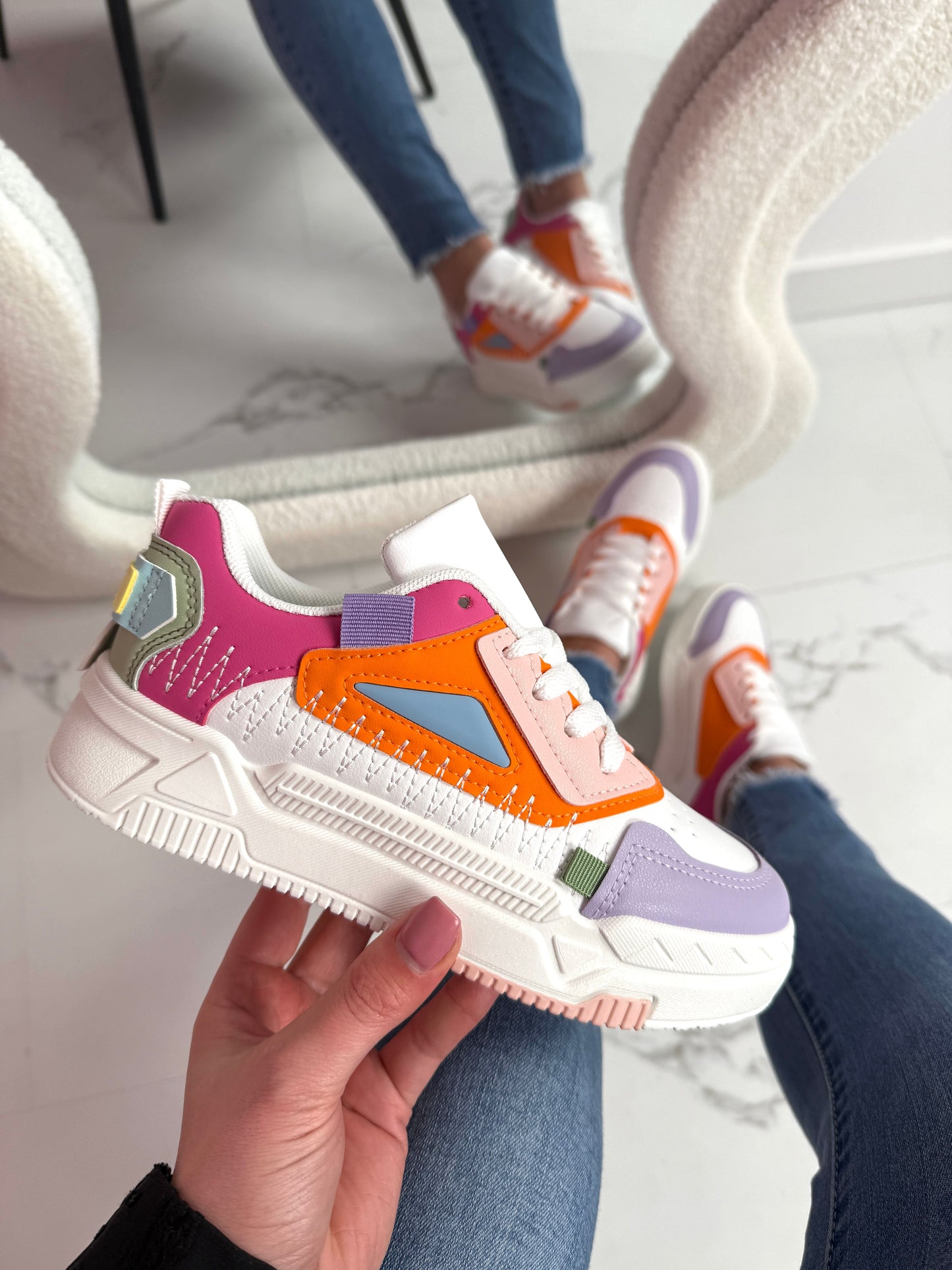 7593 Multi Sneaker