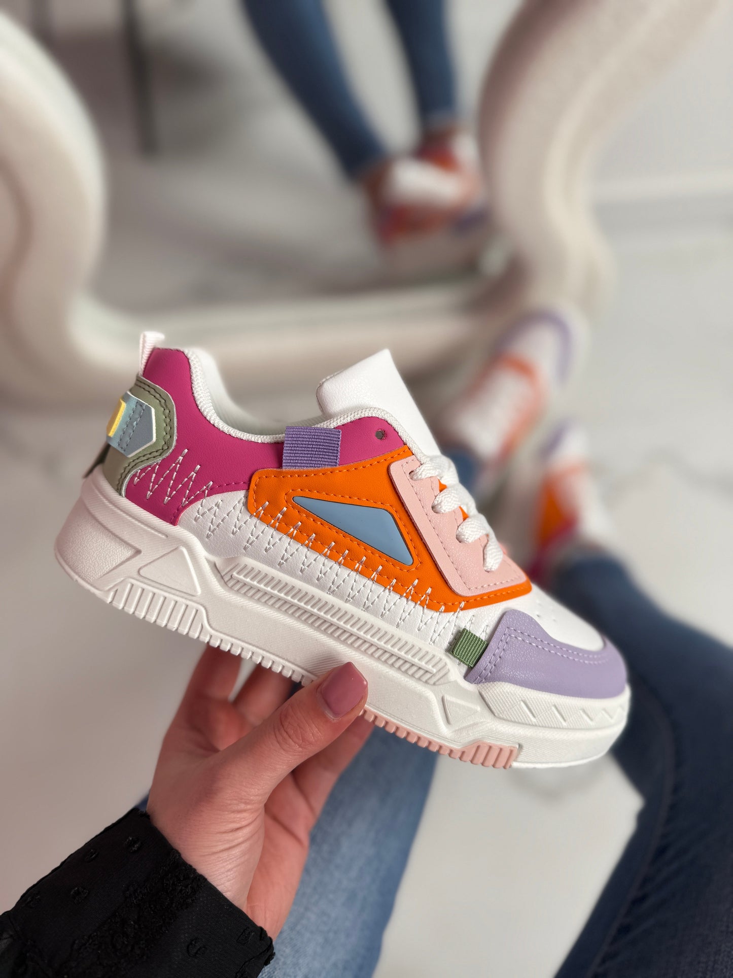 7593 Multi Sneaker