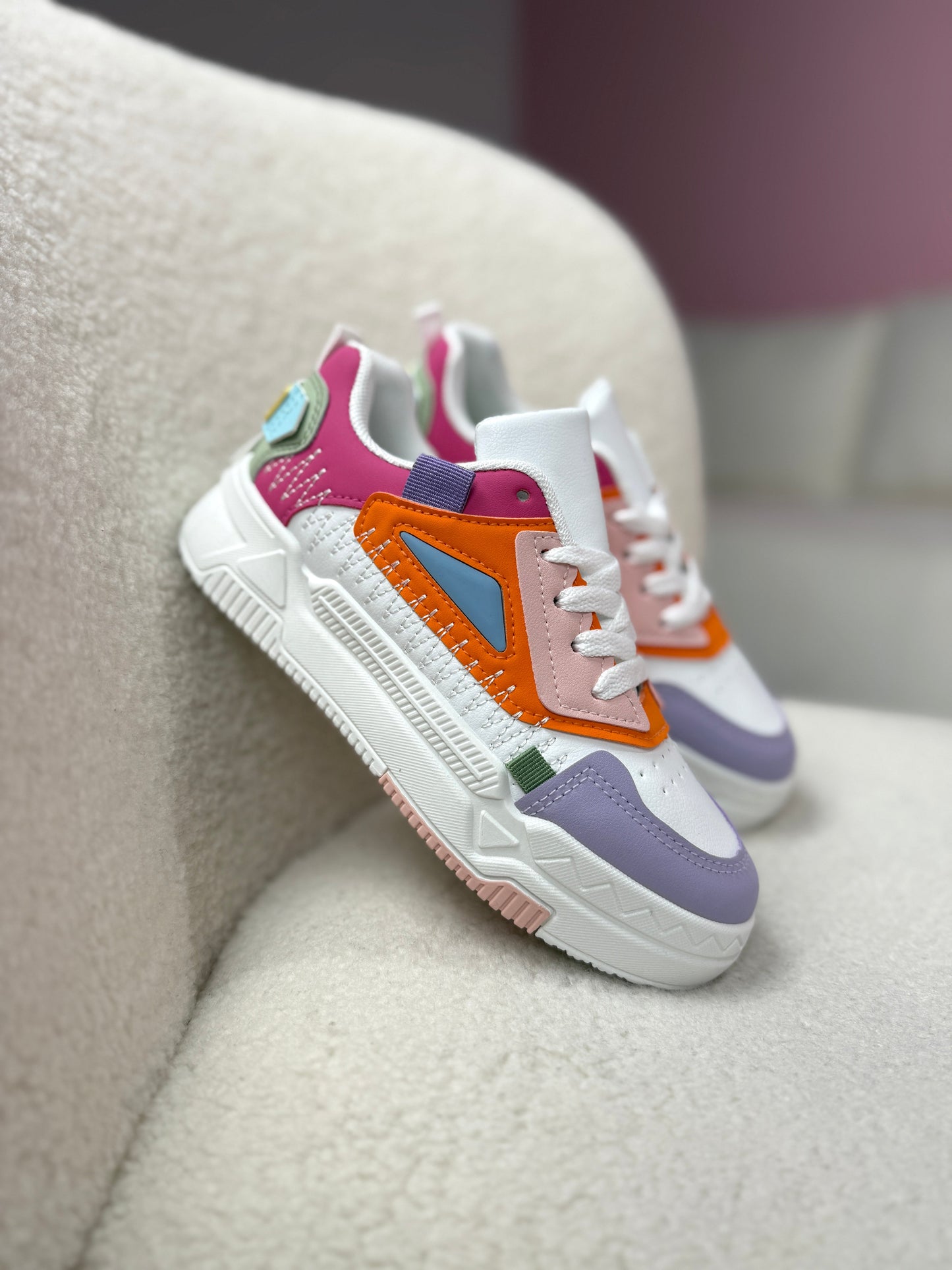 7593 Multi Sneaker
