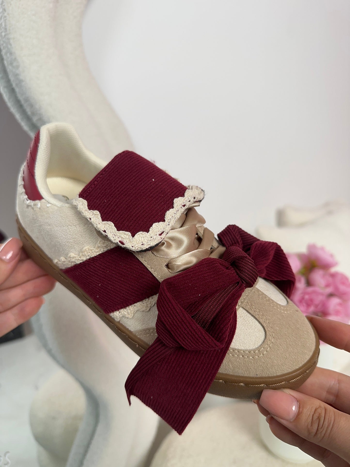 Cinta Burgundy Sneaker