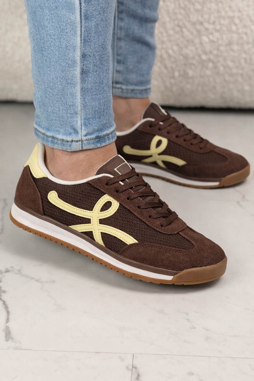 Liliana Brown Sneaker