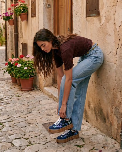 Paula Navy Sneaker