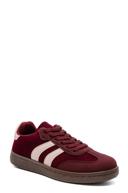 Daisy Bordeaux Sneaker