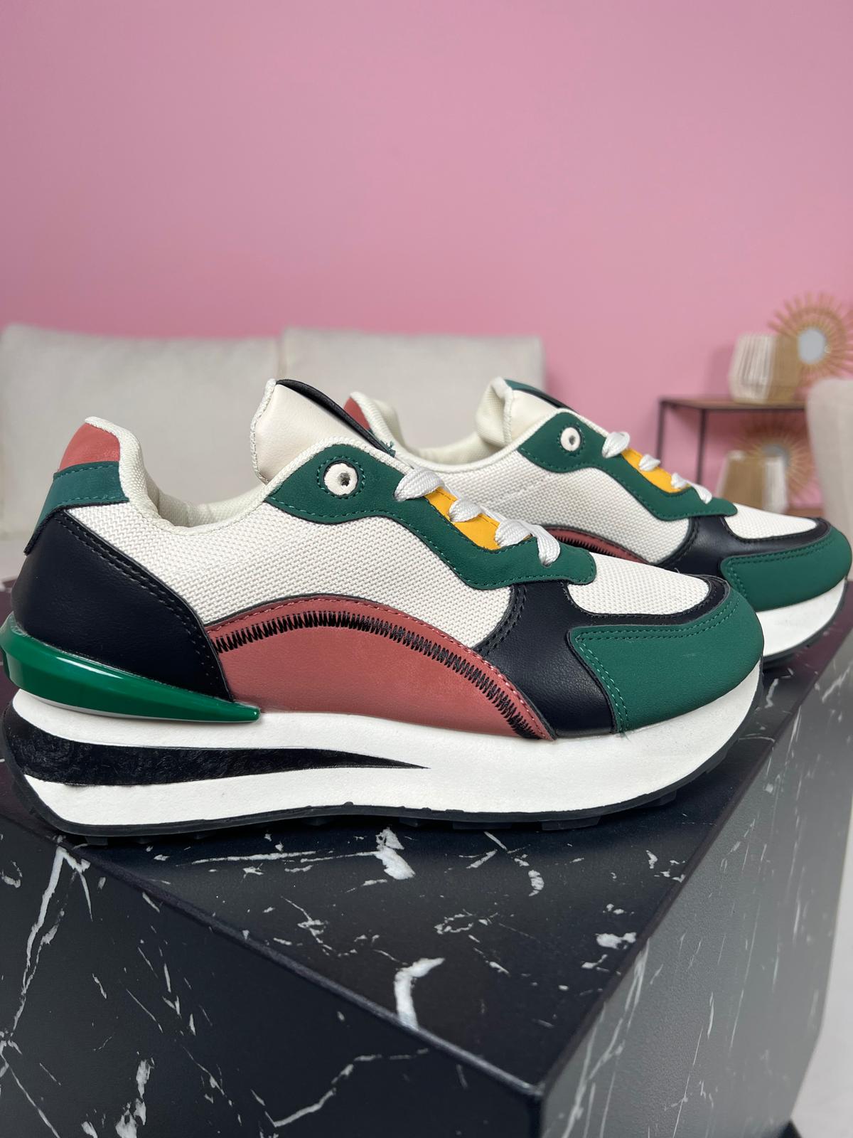 18 Green Sneaker