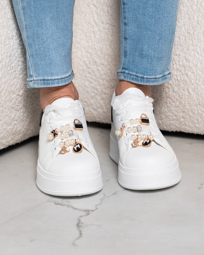 Bisou White Sneaker